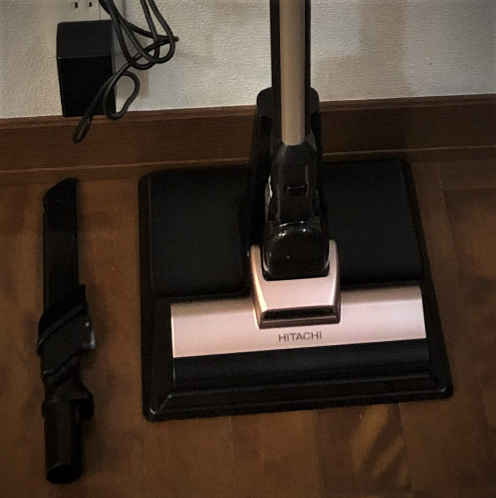 生活家電 掃除機 コードレス式掃除機「日立 ラクかるスティック PV-BL20G」・使ってみた 